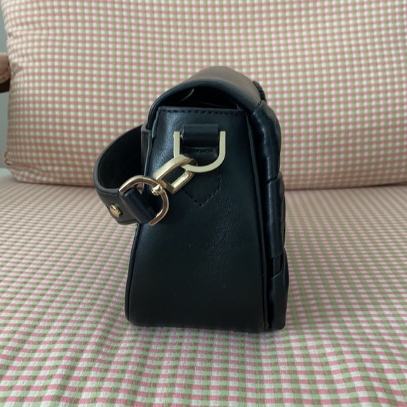 Kate Spade Navy Crossbody Bag with Gold Accents - Picture 3 of 7